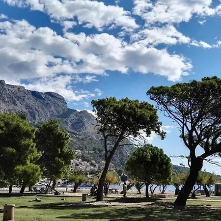 Mama - Traditional In Omis, Free Parking * Omiš
