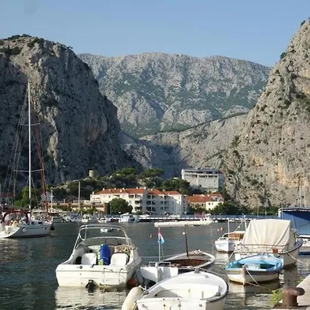 Mama - Traditional In Omis, Free Parking *