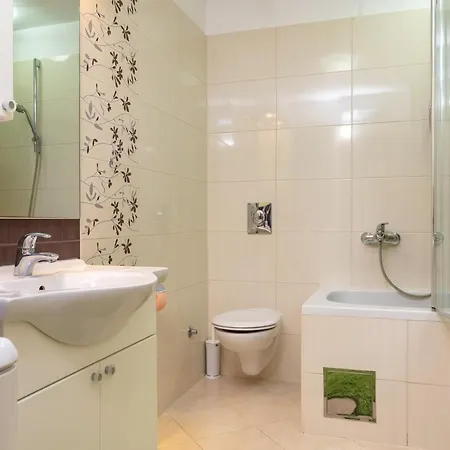 Mama - Traditional In Omis, Free Parking Apartament *