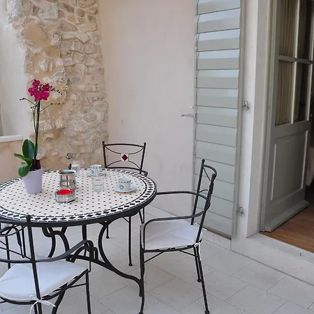 Mama - Traditional In Omis, Free Parking Apartament *