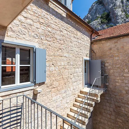 Mama - Traditional In Omis, Free Parking Appartement *