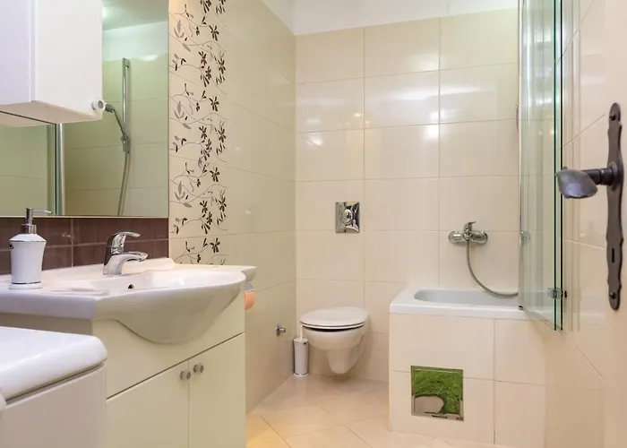 Mama - Traditional In Omis, Free Parking Appartement *
