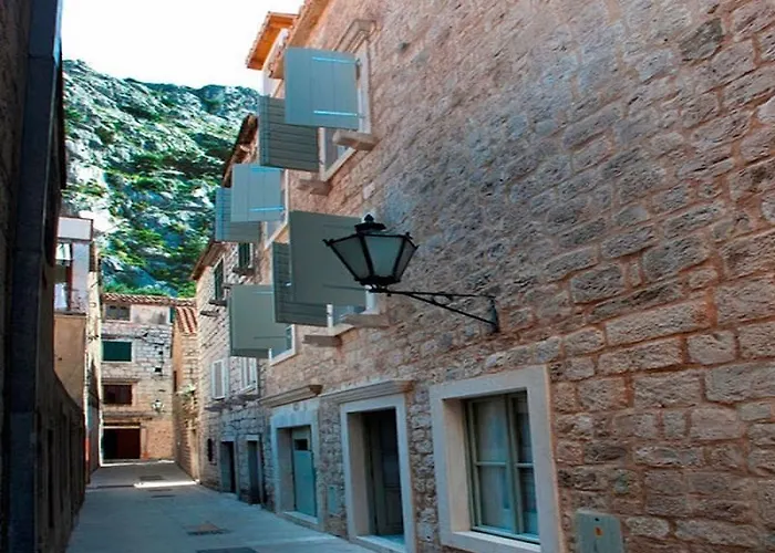 Mama - Traditional In Omis, Free Parking * Omiš