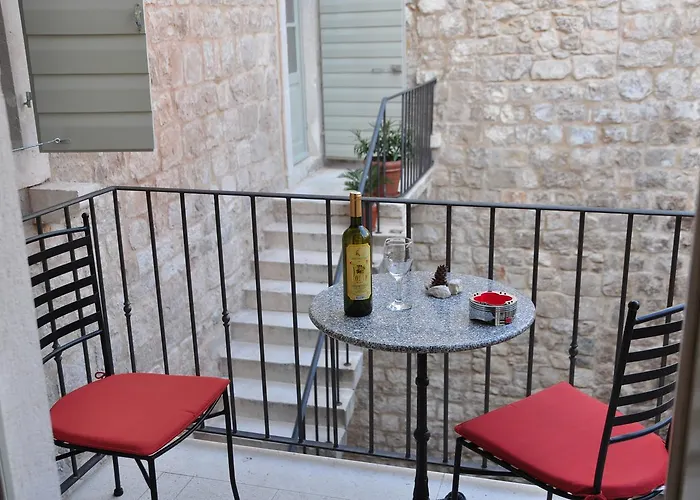 Mama - Traditional In Omis, Free Parking Omiš