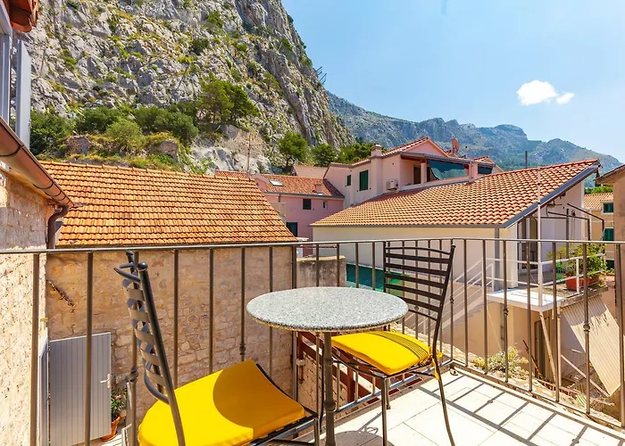 Appartement Mama - Traditional In Omis, Free Parking Omiš