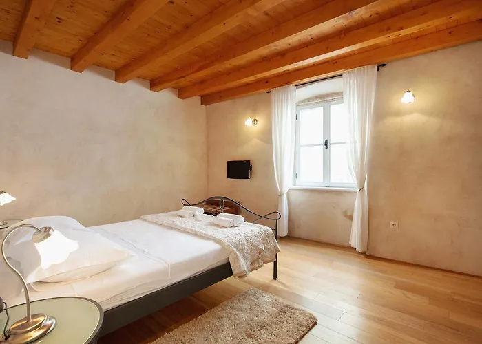 Mama - Traditional In Omis, Free Parking Appartement Omiš