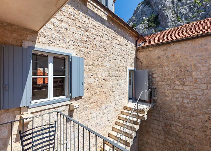 Mama - Traditional In Omis, Free Parking Appartement *